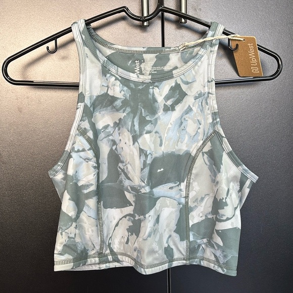 UpWest crop top,stretch,soft,summer,athletic, casual,everyday,versatile - Picture 1 of 6